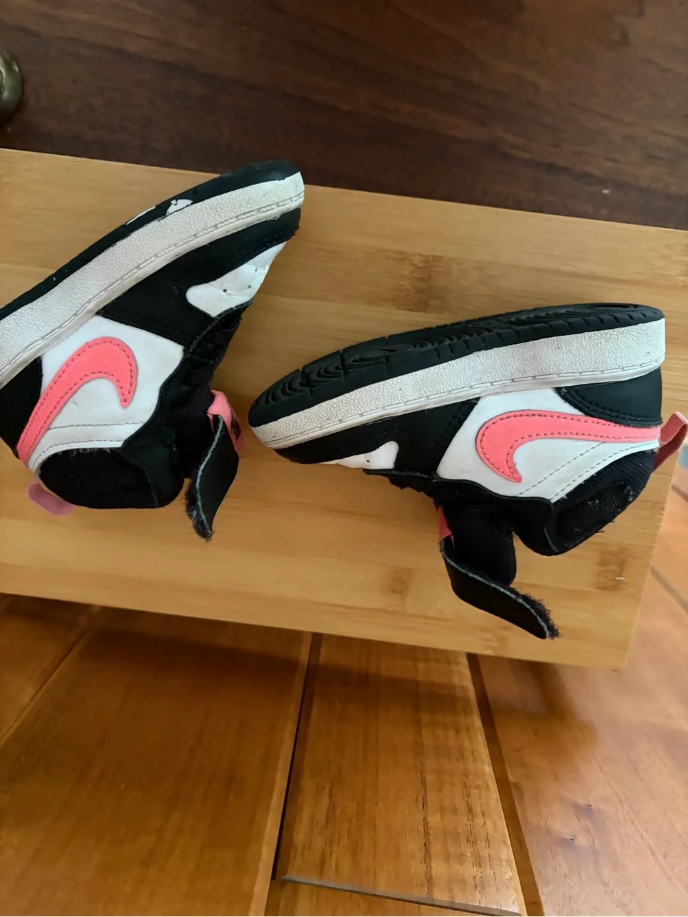 Nike Kids Sz 6C Black White Pink Mid-Top Sneakers. Velcro Straps. Baby Girl.